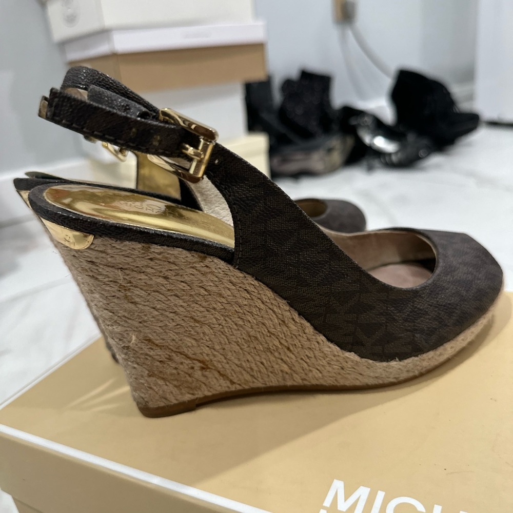 Michael Kors wedges - Picture 3 of 8